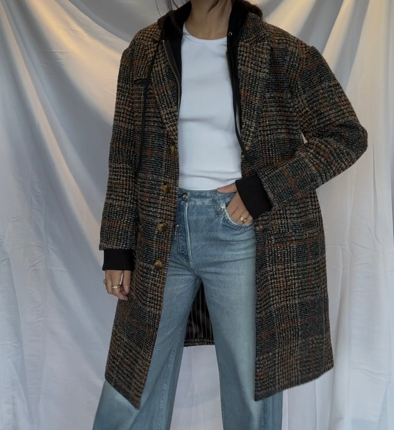 Daphne Dickey Coat - Image 2